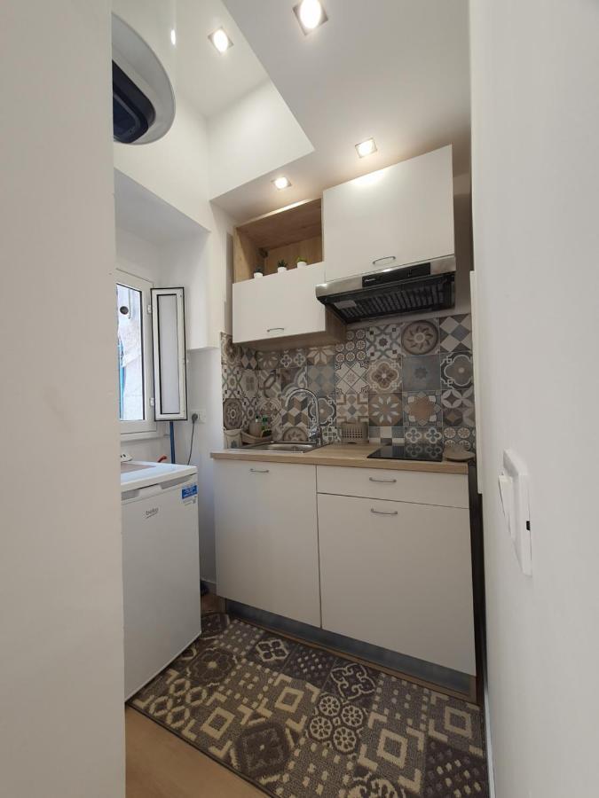 A Casa Di Claudia Apartment ปาแลร์โม ภายนอก รูปภาพ